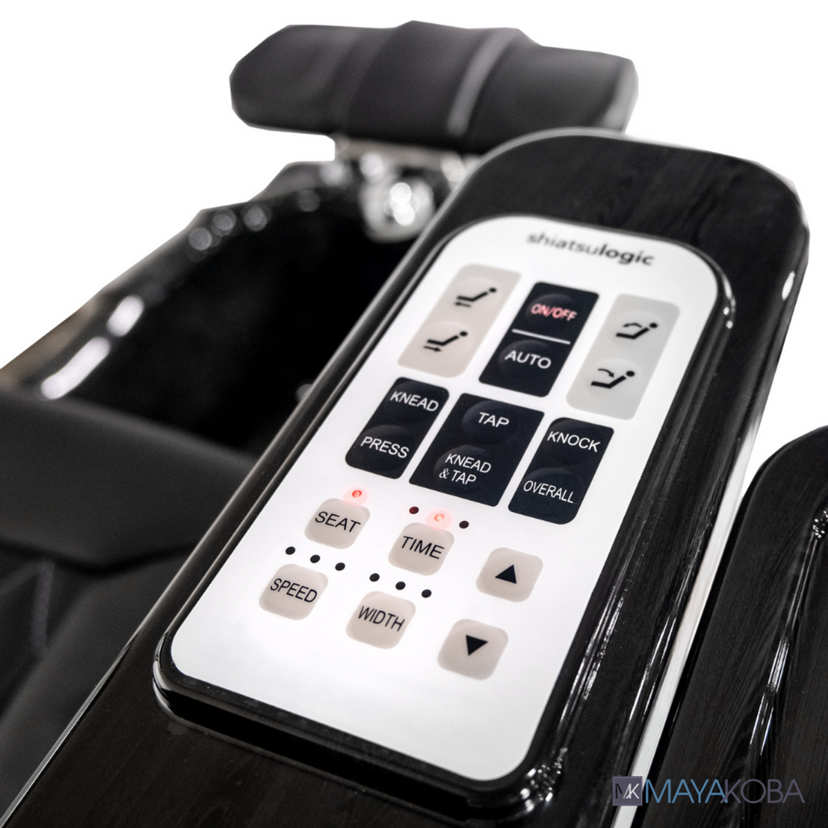 SHIATSULOGIC DX MASSAGE CHAIR W/ COVERSET by Mayakoba