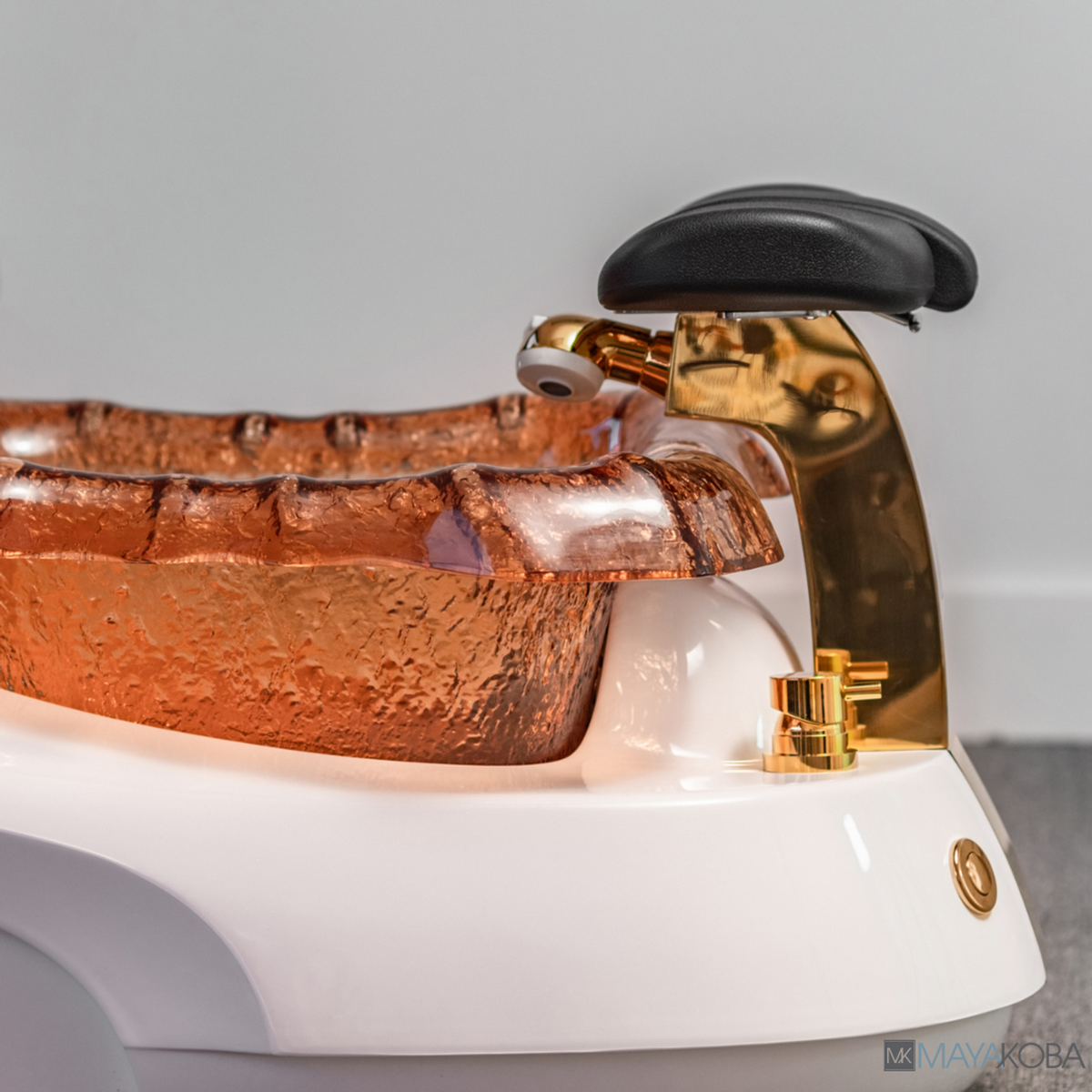 SIENA Pedicure Spa w/ DX Chair by Mayakoba