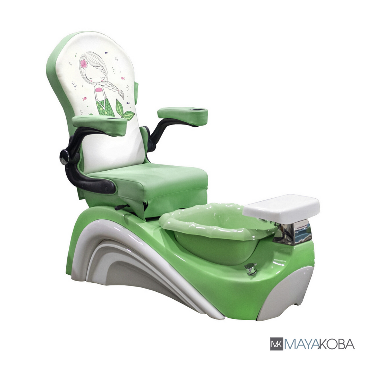 Buttercup Kid Pedicure Spa by Mayakoba